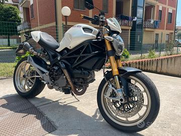 Ducati Monster 1100 S ABS