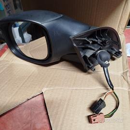 Specchietto sx Citroen C3. 
