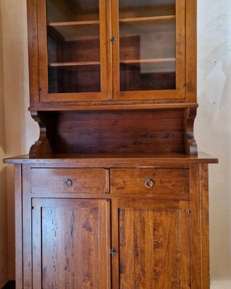 Credenza in arte povera