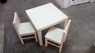 tavolinetto e sedie