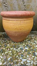 3 vasi terracotta decorati.diam.46,diam 25 Al 14cm
