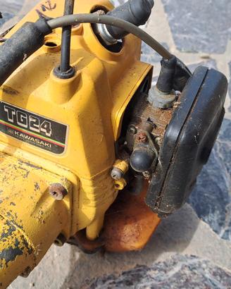 decespugliatore kawasaki tg24