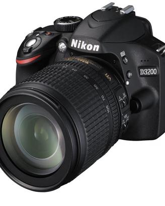 Nikon d3200+ obiettivo 105mm