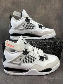 Jordan 4 Retro (Uomo) Military Black