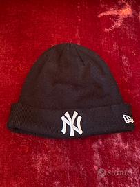 Berretto con risvolto New Era