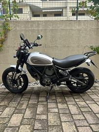 Ducati Scrambler depotenziata 500cc