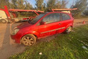 Fiesta 1.4HDI full optional km 140.000 pronta