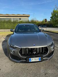 Maserati levante gran sport