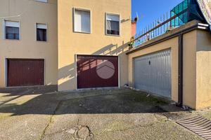 CAPANNONE A CASTIGLIONE DELLE STIVIERE