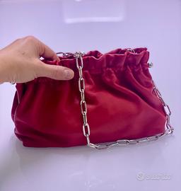 Pochette con catenella 