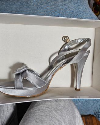 Scarpe donna decolletè raso color argento tacco 10