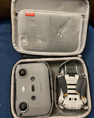 Drone Dji mini 2 come nuovo (+custodia)