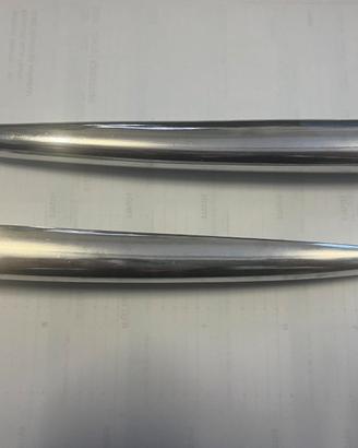 2 baffi per fregio anteriore alluminio fiat 500 d