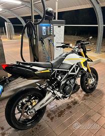 Aprilia dorsoduro 750 abs 2016