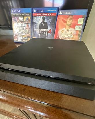 Play 4 come nuova 1TB +3 giochi e 2 joystick