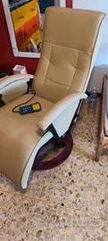 poltrona massaggiante con telecomando 