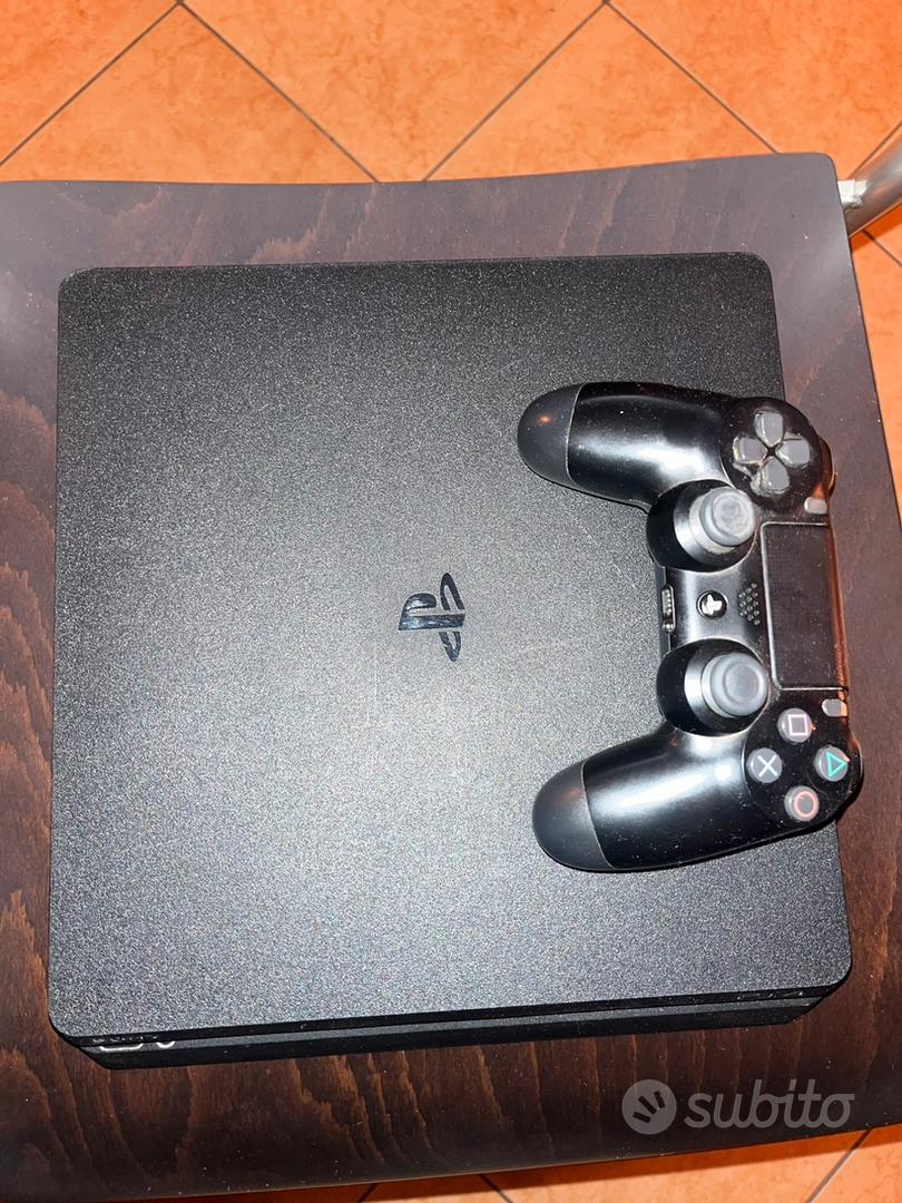 Sony PlayStation 4 Gold Cuffie Wireless, Nero : : Videogiochi