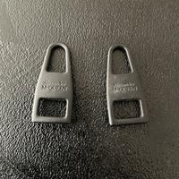 Tira Lampo Alexander McQueen