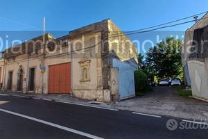 Casa singola con cortile e garage Piedimonte Etneo