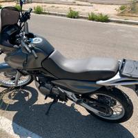 Suzuki XF 650 freewind
