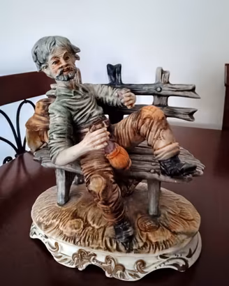 Statua Capodimonte... BELLISSIM.A!