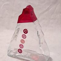 Bottiglia in vetro Evian in edizione limitata