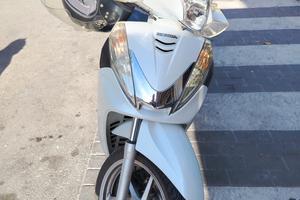 Honda SH 300 i