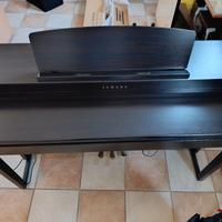 Pianoforte elettronico  Yamaha Clavinova CLP 440