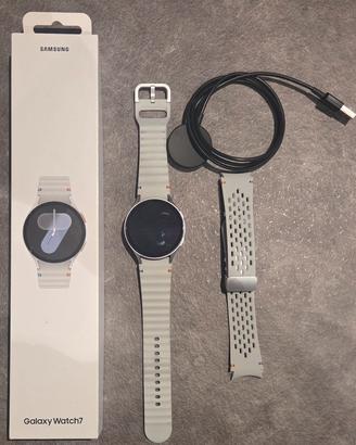 Galaxy Watch 7 - 44mm + secondo cinturino