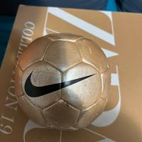 Pallone da collezione Nike Gold