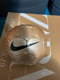 Pallone da collezione Nike Gold