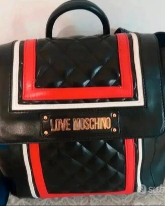 3 zainetti love moschino 