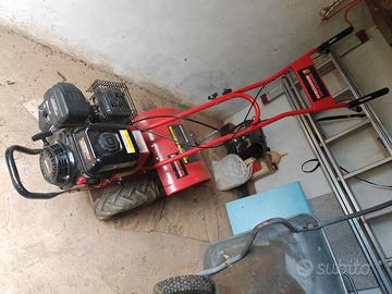 Motocoltivatore usato Marca carden,. Poco usato e