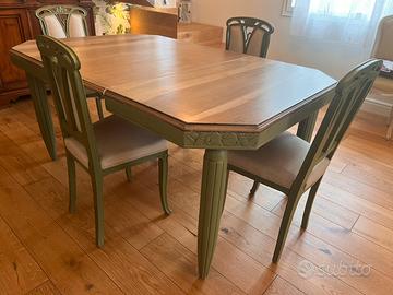 Tavolo shabby con 4 sedie