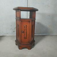 Mobiletto porta telefono, multiuso Arte povera