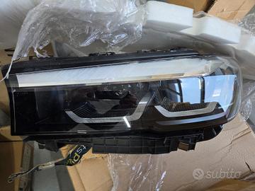 Bmw serie 5
G30 dal 2016 fanale anteriore sx