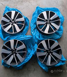 4 Cerchi in Lega 17" Originali Renault Captur/Clio