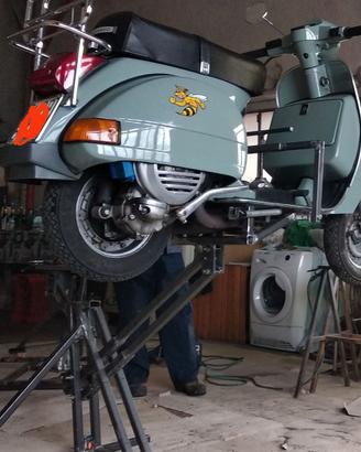 Ponte idraulico per vespa