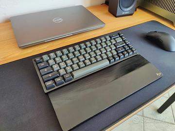 Akko 3068B MOD + Glorious Palm Rest 