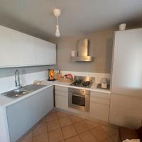 cucina angolare completa di elettrodomestici