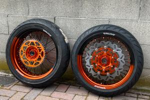 Cerchi motard ktm Falco 17