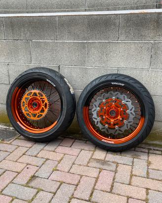 Cerchi motard ktm Falco 17