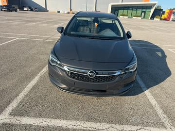 Opel astra k 2017