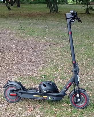 Monopattino elettrico i Scooter i 10