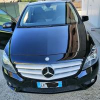 Mercedes Benz B180 Executive | 128.000 km | Pelle