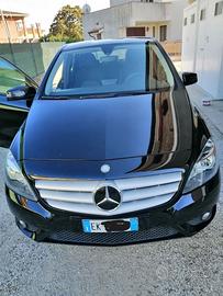 Mercedes Benz B180 Executive | 128.000 km | Pelle