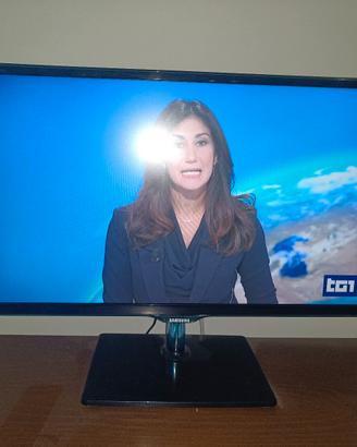 TV Samsung con telecomando universale Meliconi