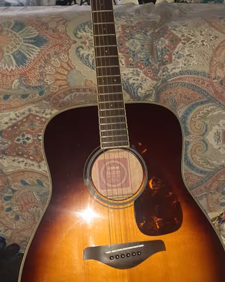 Yamaha FG720 BS acustic guitar