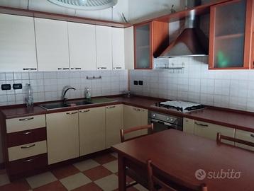 Appartamento in Villa d'Agri