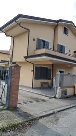 Locali singoli uso ufficio/ambulatorio